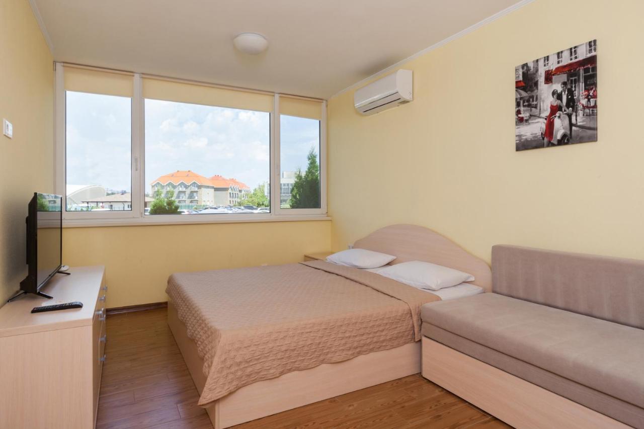 Hotel Promenad زاتوكا المظهر الخارجي الصورة